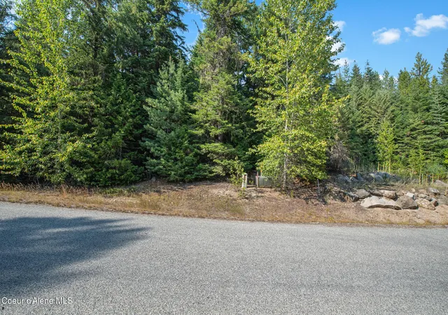 Photo 1 of Land for sale at 775 Fairway Dr, Priest Lake, ID 83856 | MLS# 26-7974 | Listing updated on 2026-08-12