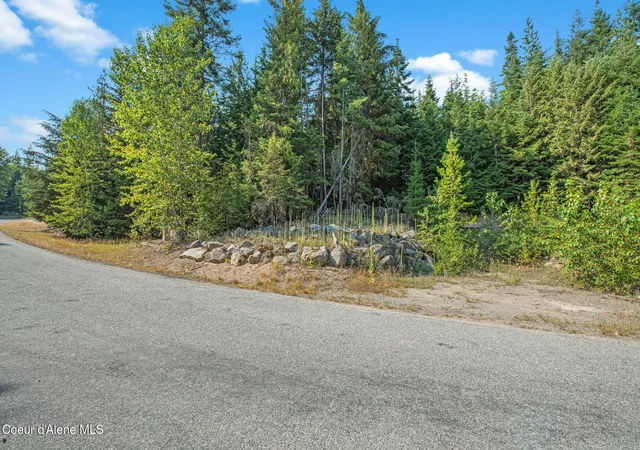 Photo 2 of Land for sale at 775 Fairway Dr, Priest Lake, ID 83856 | MLS# 26-7974 | Listing updated on 2026-08-12
