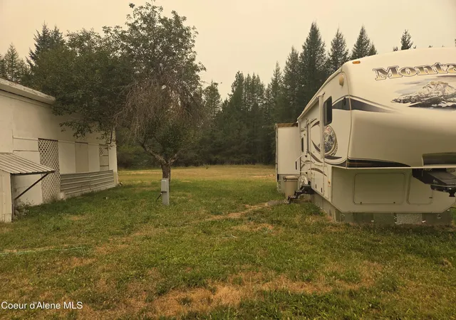 Photo 3 of Land for sale at 917 Mountain Meadows Rd, Naples, ID 83847 | MLS# 26-7993 | Listing updated on 2026-09-02