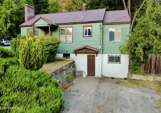 2nd image of 24 Union Ave, Silverton, ID 83867 | MLS# 26-8198