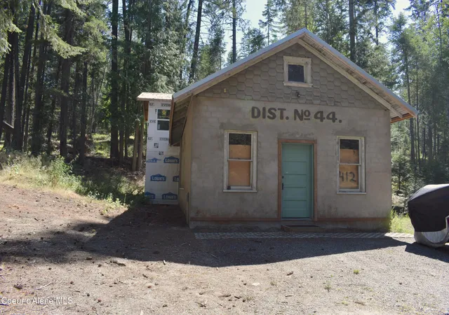 1st image of 412 Schneiders Rd, Sagle, ID 83860 | MLS# 26-8022