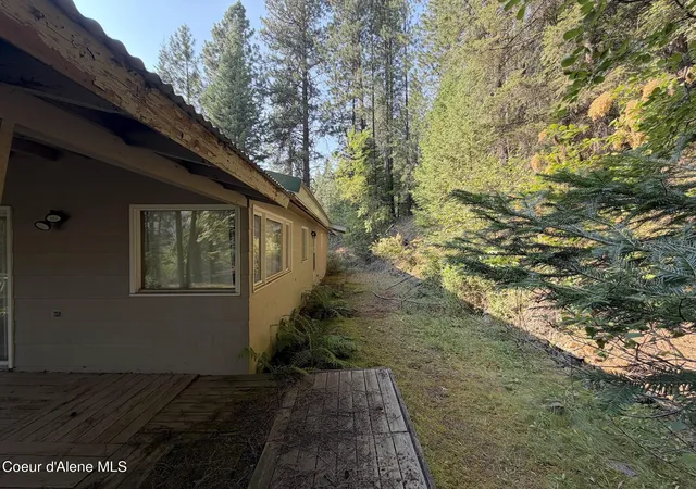 33rd image of 202 Fairview Ave, Silverton, ID 83867 | MLS# 26-8044