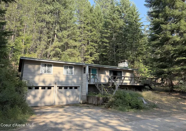 Photo 3 of Sale Pending at 202 Fairview Ave, Silverton, ID 83867 | MLS# 26-8044 | Listing updated on 2026-08-25
