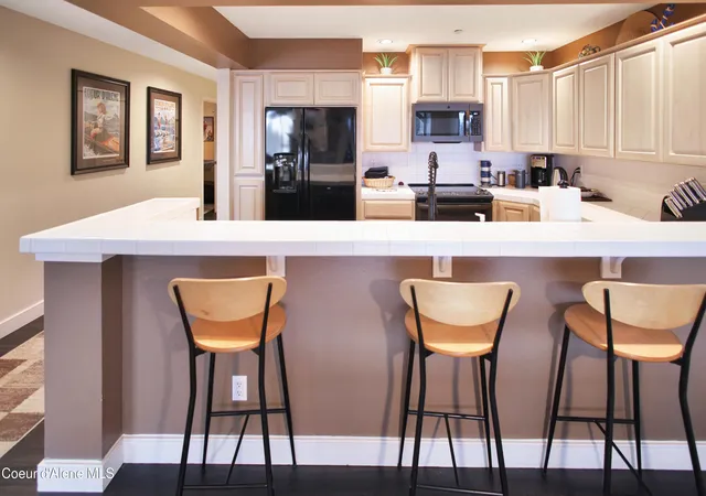 4th image of 4724 S Arrow Point Dr #APT 104, Harrison, ID 83833 | MLS# 26-8090
