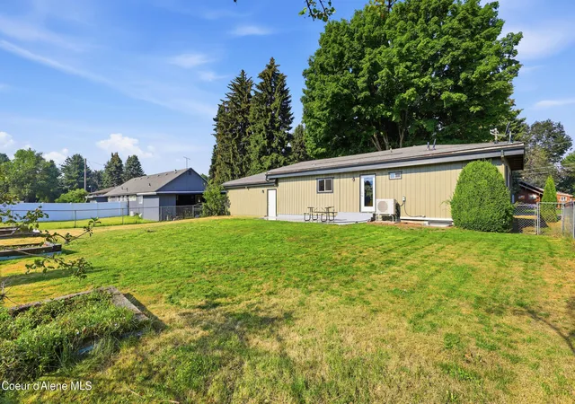 Photo 3 of Single family home for sale at 9462 N Baack St, Hayden, ID 83835 | MLS# 26-8115 | Listing updated on 2026-10-25