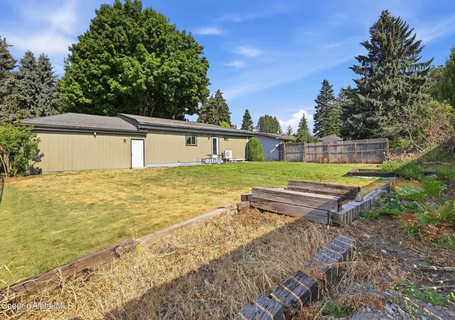 Photo 4 of Single family home for sale at 9462 N Baack St, Hayden, ID 83835 | MLS# 26-8115 | Listing updated on 2026-10-25