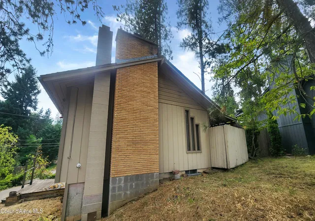 Photo 4 of Single family home for sale at 1383 E Hattie Ave, Coeur D Alene, ID 83814 | MLS# 26-8106 | Listing updated on 2026-09-16
