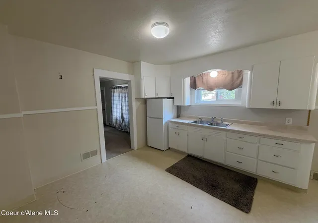 Photo 4 of Single family home for sale at 107 W Mission Ave, Kellogg, ID 83837 | MLS# 26-8112 | Listing updated on 2026-08-10