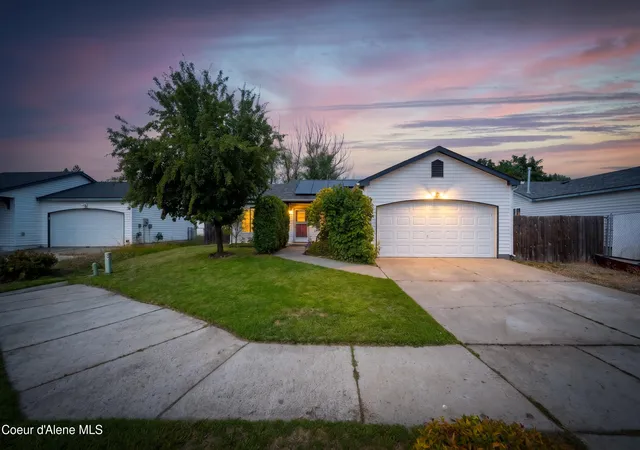 Photo 1 of Single family home for sale at 2005 N Blossom Ct, Post Falls, ID 83854 | MLS# 26-8159 | Listing updated on 2026-10-09