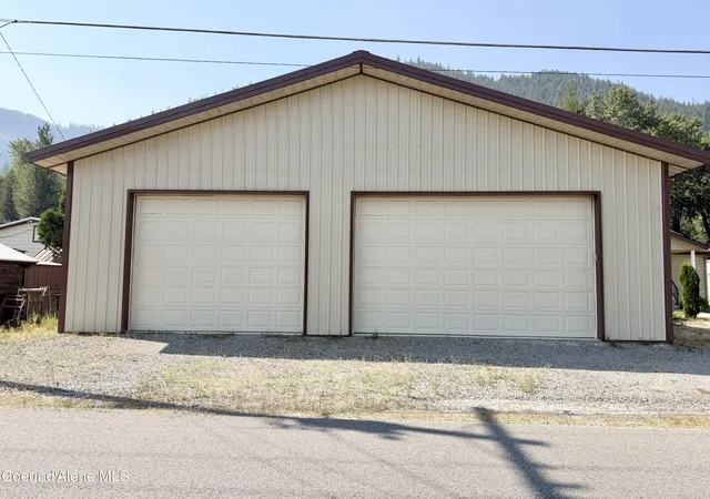 58th image of 520 W Yellowstone Ave, Osburn, ID 83849 | MLS# 26-8130
