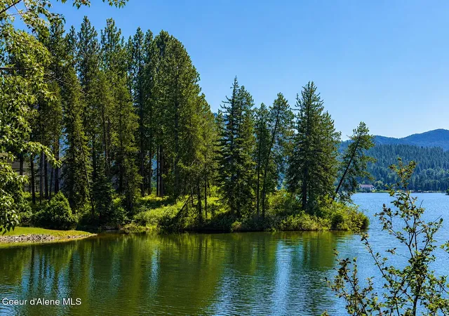 Photo 2 of Land for sale at Nna Bonita Bay Ln, Sagle, ID 83860 | MLS# 26-8171 | Listing updated on 2026-08-12