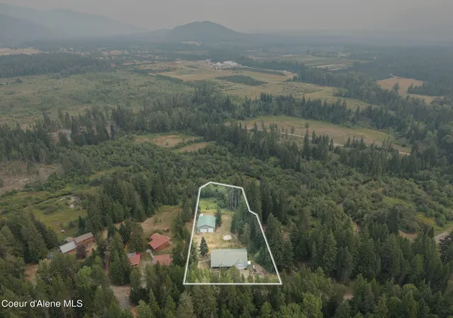 65th image of 403 Fall Creek Rd, Naples, ID 83847 | MLS# 26-8176