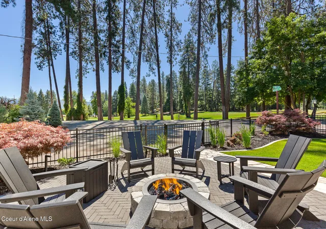 Photo 3 of Single family home for sale at 10101 N Pines Rd, Hayden, ID 83835 | MLS# 26-8180 | Listing updated on 2026-09-10