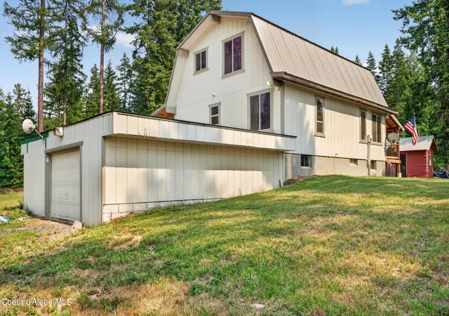 Photo 4 of Single family home for sale at 77091 S Highway 3, Saint Maries, ID 83861 | MLS# 26-8177 | Listing updated on 2026-08-23