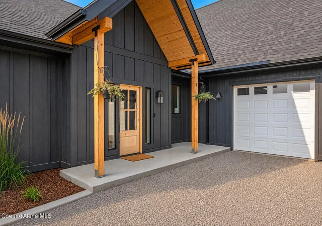 Photo 2 of Single family home for sale at 25662 N Gathering Pl, Rathdrum, ID 83858 | MLS# 26-8261 | Listing updated on 2026-10-15