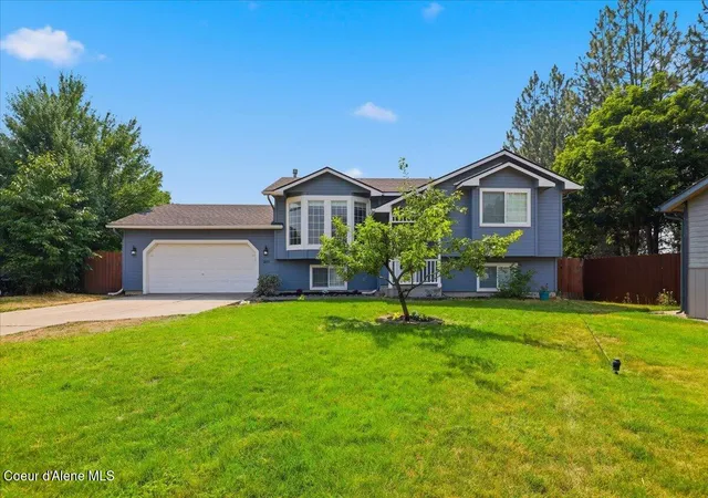 2nd image of 2075 N Stagecoach Dr, Post Falls, ID 83854 | MLS# 26-8197