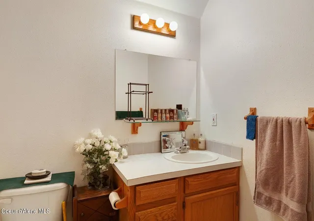 26th image of 9900 S Lakeview Ln, Harrison, ID 83833 | MLS# 26-8214