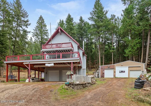 2nd image of 9900 S Lakeview Ln, Harrison, ID 83833 | MLS# 26-8214