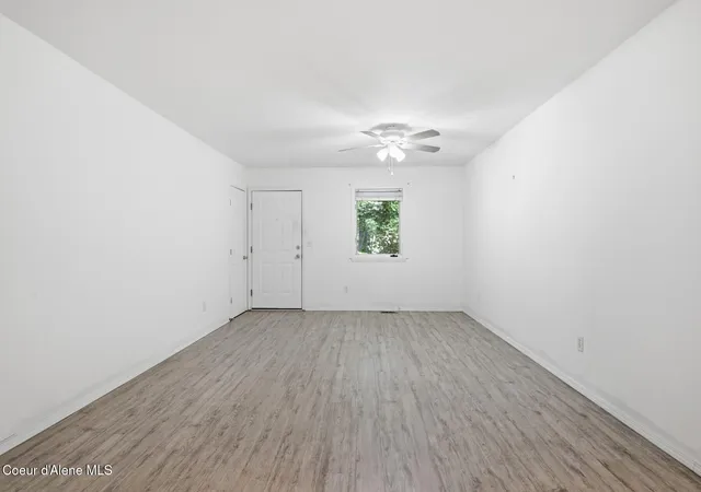 Photo 3 of Sale Pending at 1613 Cedar St, Sandpoint, ID 83864 | MLS# 26-8219 | Listing updated on 2026-10-05