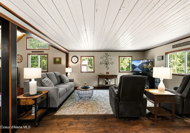 Photo 3 of Sale Pending at 648 Elk Grv Rd, Sandpoint, ID 83864 | MLS# 26-8224 | Listing updated on 2026-08-14