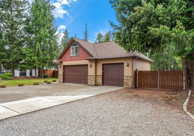 3rd image of 13001 N Ferndale Dr, Hayden, ID 83835 | MLS# 26-8230