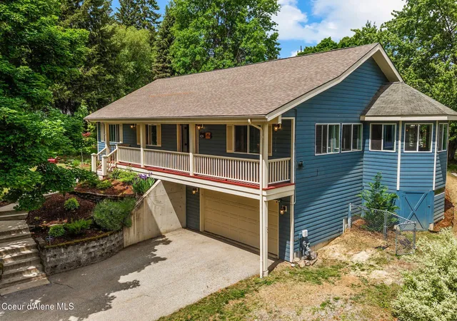 Photo 2 of Single family home for sale at 439 Vedelwood Dr, Sandpoint, ID 83864 | MLS# 26-8231 | Listing updated on 2026-09-22