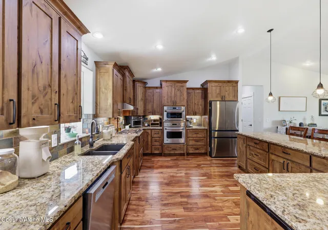 3rd image of 1171 E Brooklyn Ave, Coeur D Alene, ID 83815 | MLS# 26-8314