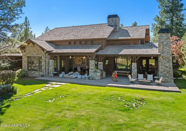 Photo 3 of Single family home for sale at 6604 S Jackleg Trl, Harrison, ID 83833 | MLS# 26-8239 | Listing updated on 2026-08-13