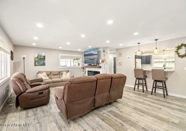 Photo 3 of Sale Pending at 807 E Garden Ave, Osburn, ID 83849 | MLS# 26-8272 | Listing updated on 2026-08-31