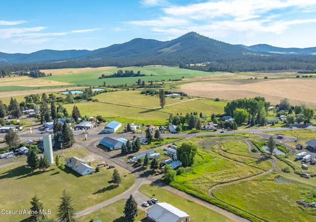 11th image of 201 N 3rd St, Tensed, ID 83870 | MLS# 26-8268