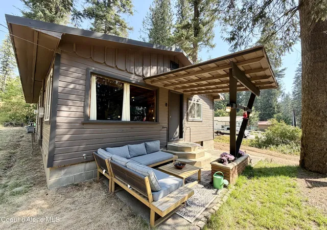 Photo 3 of Single family home for sale at 9399 W Twin Lakes Rd, Rathdrum, ID 83858 | MLS# 26-8309 | Listing updated on 2026-09-01