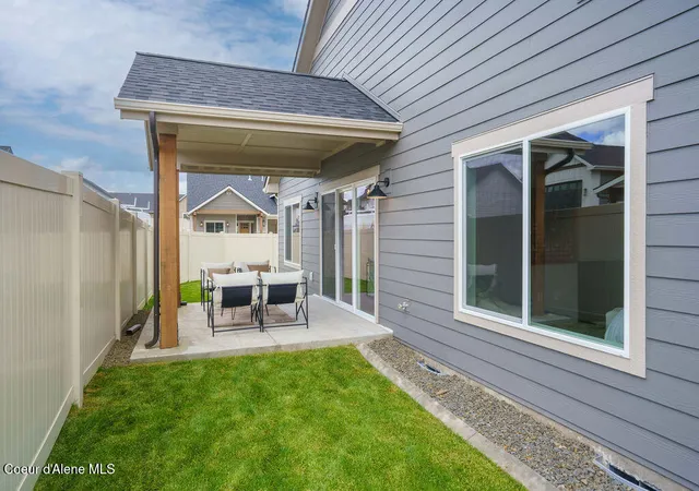 Photo 4 of Sale Pending at 1141 W Cordgrass Ave, Post Falls, ID 83854 | MLS# 26-8328 | Listing updated on 2026-08-13
