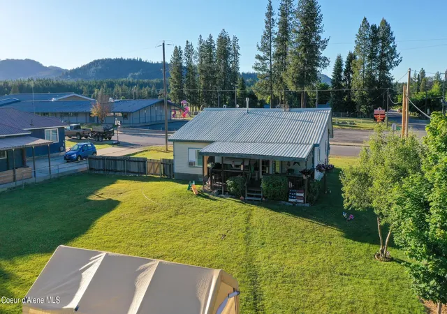 2nd image of 304 Harriet St, Priest River, ID 83856 | MLS# 26-8324