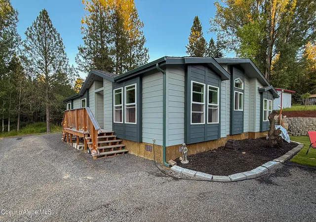 1st image of 2009 Elm Dr, Saint Maries, ID 83861 | MLS# 26-8316