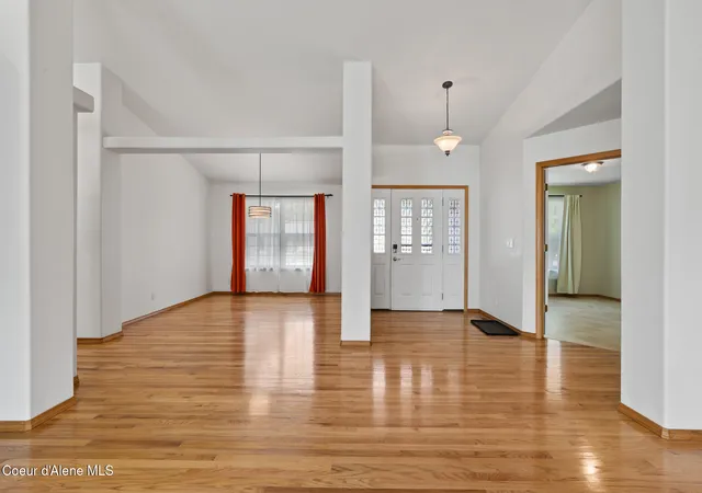 Photo 4 of Single family home for sale at 1378 W Benjamin Ave, Coeur D Alene, ID 83815 | MLS# 26-8348 | Listing updated on 2026-09-19