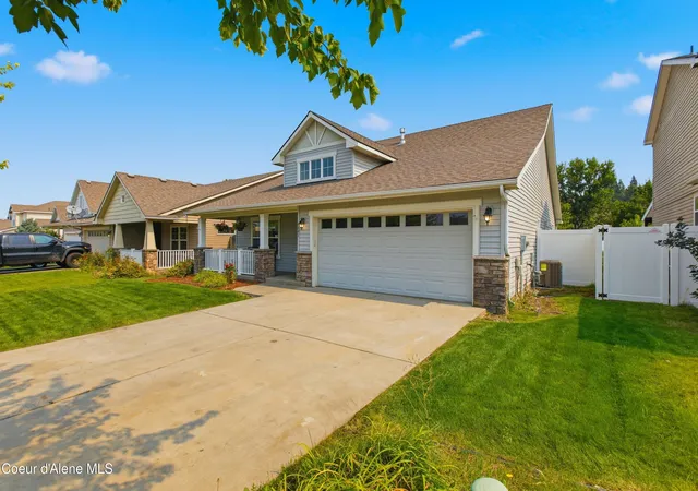 Photo 3 of Sale Pending at 1441 W Tualatin Dr, Post Falls, ID 83854 | MLS# 26-8548 | Listing updated on 2026-09-16