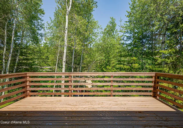 Photo 3 of Single family home for sale at 203 Palomino Ct, Pinehurst, ID 83850 | MLS# 26-8390 | Listing updated on 2026-10-01