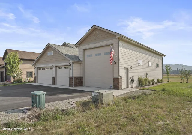 Photo 3 of Sale Pending at 58 Links Dr, Blanchard, ID 83804 | MLS# 26-8417 | Listing updated on 2026-08-18