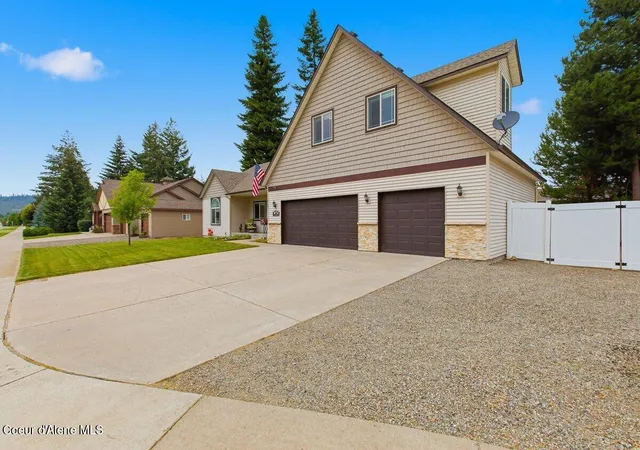 Photo 3 of Single family home for sale at 6525 W Christine St, Rathdrum, ID 83858 | MLS# 26-8490 | Listing updated on 2026-09-18