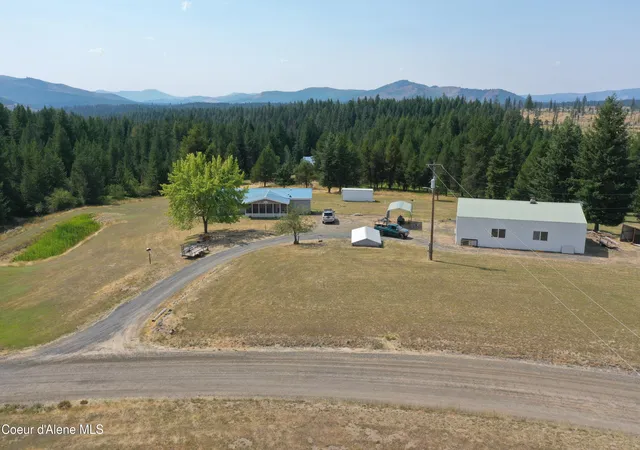 3rd image of 1364 Pokey Creek Rd, Santa, ID 83866 | MLS# 26-8459