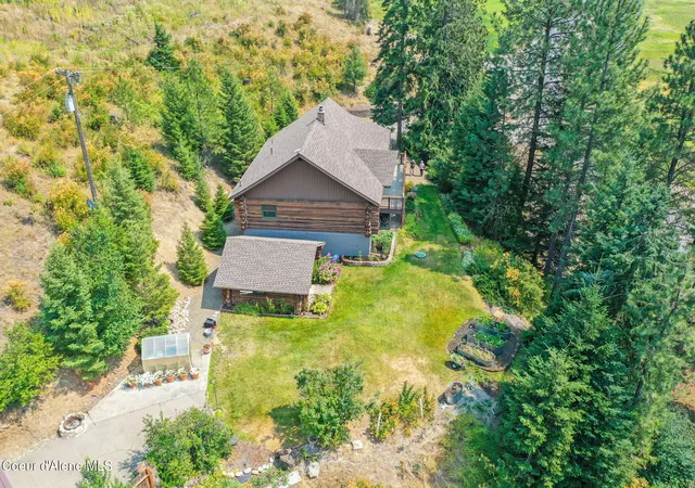 Photo 3 of Single family home for sale at 3370 Saint Joe River Rd, Saint Maries, ID 83861 | MLS# 26-8462 | Listing updated on 2026-08-17