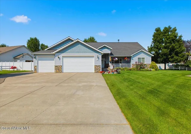 Photo 3 of Sale Pending at 1999 W Heavenly Star Ct, Post Falls, ID 83854 | MLS# 26-8532 | Listing updated on 2026-09-30