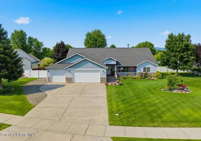 Photo 4 of Sale Pending at 1999 W Heavenly Star Ct, Post Falls, ID 83854 | MLS# 26-8532 | Listing updated on 2026-09-30