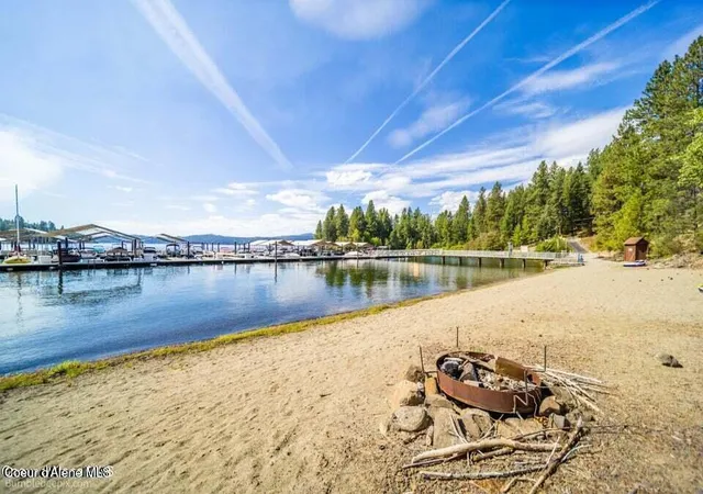 Photo 3 of Sale Pending at 14830 E Sunset Shrs Cir, Harrison, ID 83833 | MLS# 26-8560 | Listing updated on 2026-08-20