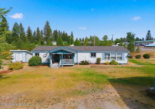 Photo 4 of Manufactured home for sale at 6145 W Maryland St, Spirit Lake, ID 83869 | MLS# 26-8516 | Listing updated on 2026-10-09