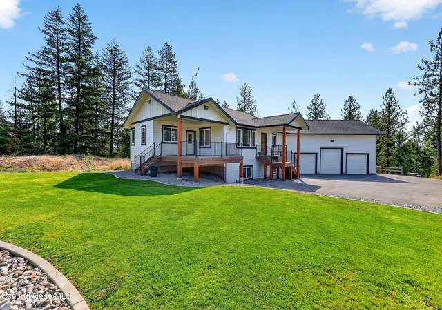 Photo 3 of Single family home for sale at 12217 W Thunder Rdg, Rathdrum, ID 83858 | MLS# 26-8489 | Listing updated on 2026-09-18