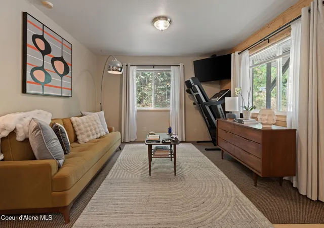 Photo 3 of Single family home for sale at 183 Carr Crk Rd, Sandpoint, ID 83864 | MLS# 26-8501 | Listing updated on 2026-08-19