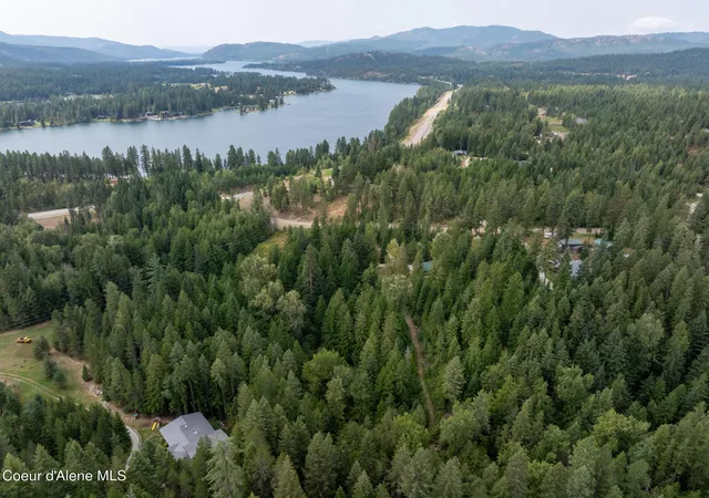 36th image of 183 & 185 Carr Creek Rd, Sandpoint, ID 83864 | MLS# 26-8527