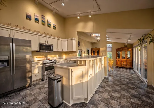 image of 5510 N Parkwood Cir, Coeur D Alene, ID 83815 | MLS# 26-8600