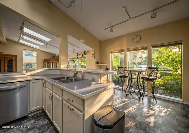 image of 5510 N Parkwood Cir, Coeur D Alene, ID 83815 | MLS# 26-8600